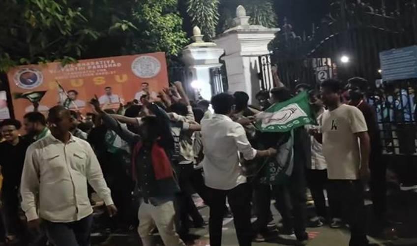 Odisha News:ABVP-Leads-Odisha-College-Polls-BCJD-Secures-Ravenshaw-and-Rama-Devi-Universities