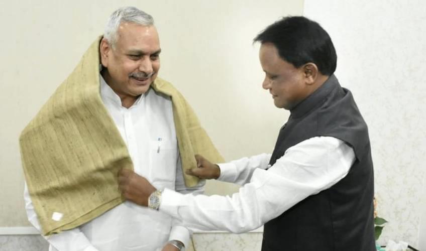 Odisha News:BJP-Top-Brass-Focuses-on-Grassroots-Strength-Saudan-Singh-Meets-Odisha-CM