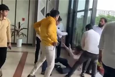 Odisha News:BMC-Employees-Protest-After-Brutal-Assault-on-Additional-Commissioner-Ratnakar-Sahu