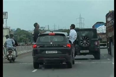 Odisha News:Bhubaneswar-Car-Stunt-Goes-Viral-Rs-10000-Fine-Issued