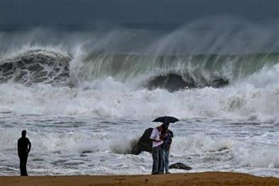 Odisha News:Cyclone-Arnab-to-Hit-Coast-Tonight-with-150-kmh-Gusts-Southern-Odisha-on-High-Alert