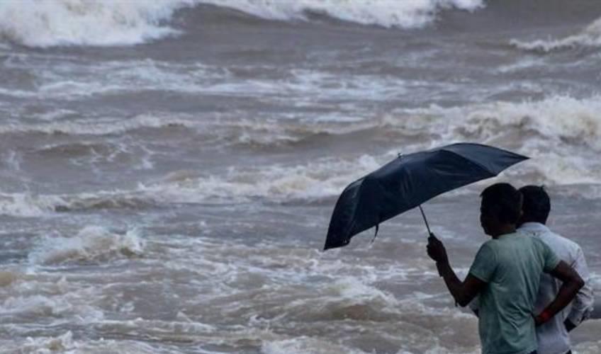 Odisha News:Cyclone-Montha-Triggers-High-Alert-in-Odisha-Landfall-Near-Kakinada