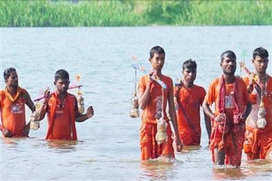 Odisha News:Devotees-Flock-to-Shiv-Temples-on-First-Shravan-Monday