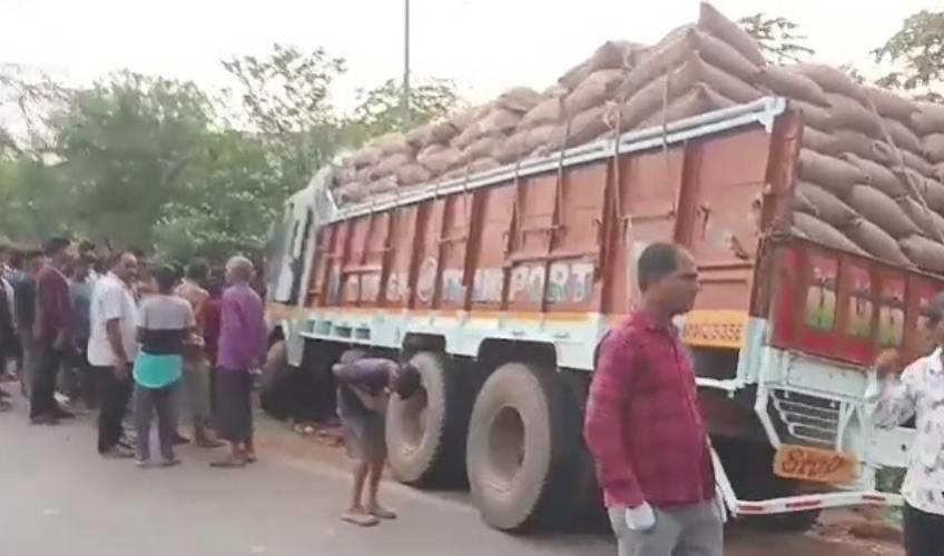 Odisha News:Fatal-Road-Mishaps-Tragedy-Strikes-Dhenkanal-and-Balasore