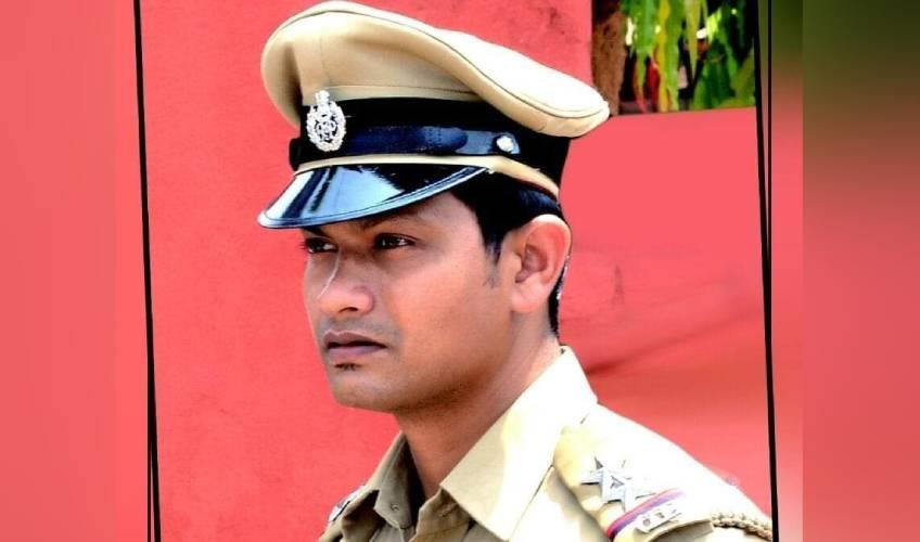 Odisha News:Ganja-Link-Fugitive-Suspended-IIC-Rajesh-Dholasingh-Surrenders-After-6-Months