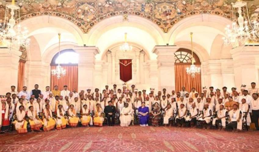 Odisha News:Ganjams-Cultural-Pride-91-Artists-Honored-at-Rashtrapati-Bhavan