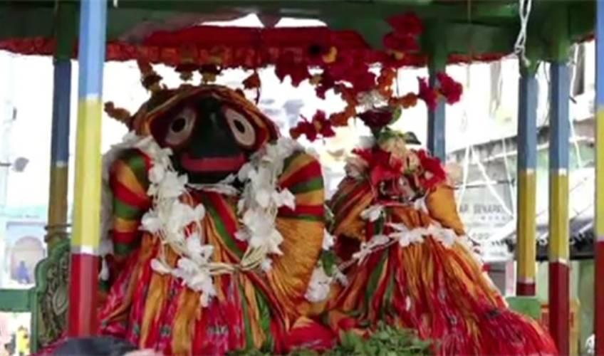 Odisha News:Gupta-Gundicha-Yatra-Begins-Unique-Joint-Procession-of-Lord-Durga-Madhava-in-Srikhetra
