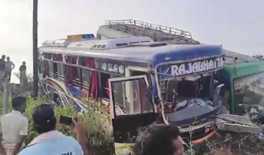 Odisha News:High-Speed-Hubris-30-Injured-as-Buses-Duel-in-Cuttack