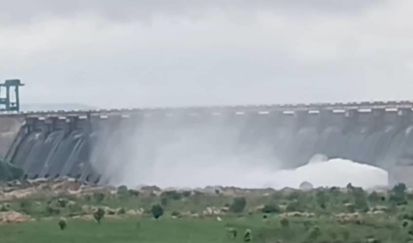 Odisha News:Hirakud-Dam-Releases-First-Floodwater-of-the-Season