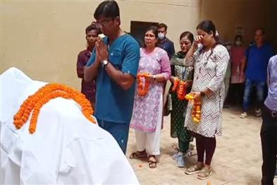 Odisha News:IMS--Sum-Hospital-Pays-Tribute-to-Organ-Donor-with-Guard-of-Honour