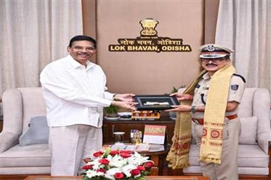 Odisha News:Interim-DGP-Binaytosh-Mishra-Meets-Governor-Visits-Puri-Shrimandir