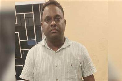 Odisha News:Jagatsinghpur-Doctor-Caught-Accepting-₹10000-Bribe-for-Favorable-Autopsy-Report