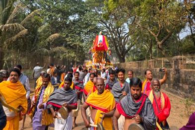 Odisha News:Konark-Glows-Thousands-Pull-Hiranya-Rath-to-Chandrabhaga-on-Samba-Dashami