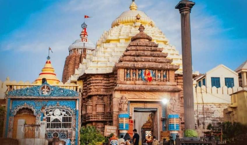 Odisha News:Lord-Balabhadra-Adorned-in-Rare-Harihar-Besha