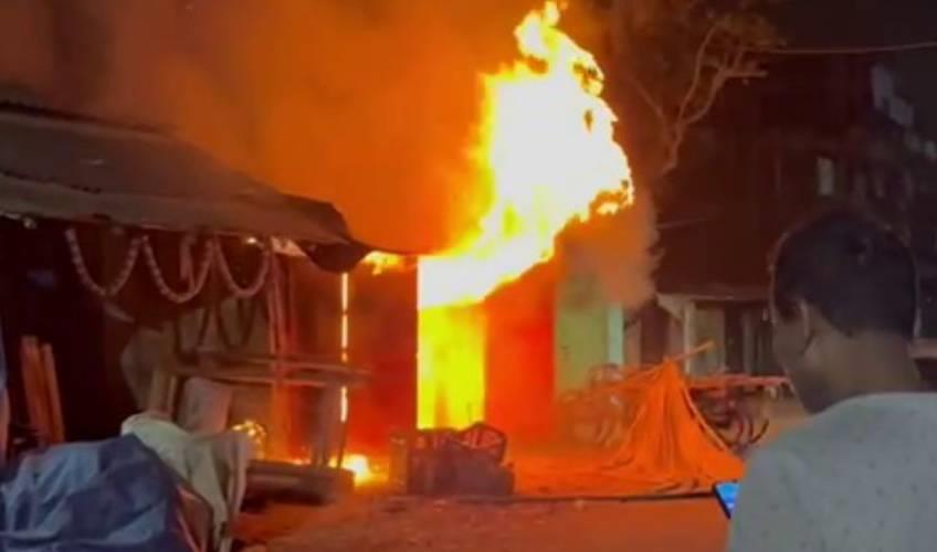 Odisha News:Midnight-Blaze-₹5-Lakh-Gutted-in-Balasore-Warehouse-Fire