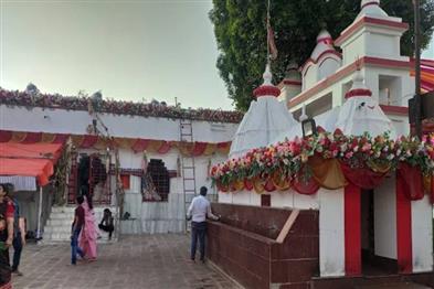 Odisha News:New-Dawn-at-Samaleswari-Thousands-Throng-Temple-to-Welcome-2026