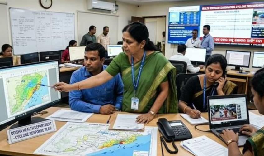 Odisha News:Odisha-Health-Dept-on-High-Alert-for-Cyclone-Leaves-Cancelled-RRTs-Deployed-and-Medicine-Stocks-Ensured