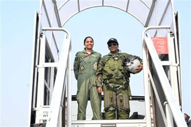 Odisha News:Photo-of-President-with-IAF-Pilot-Exposes-Pakistans-Operation-Sindoor-Lies