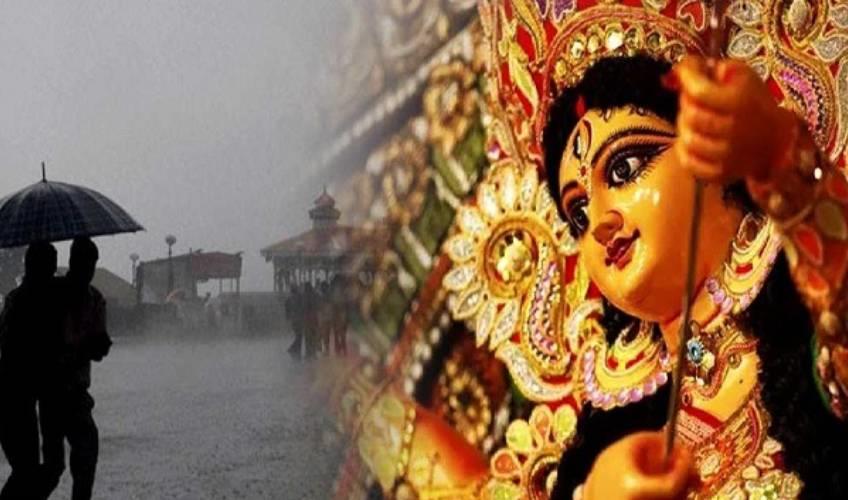 Odisha News:Rain-Dampens-Bhubaneswars-Durga-Puja-Spirits-Traffic-Snarls--Alerts-Issued