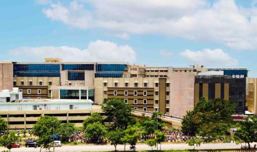 Odisha News:Rare-Lung-Cancer-Surgery-Performed-at-SUM-Hospital-Saves-45-Year-Old-Woman