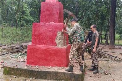 Odisha News:Red-Corridor-Retreat-Villagers-Raze-Maoist-Memorials-in-Malkangiri