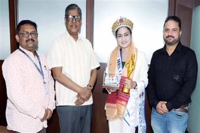 Odisha News:SUM-HOSPITAL-CAMPUS-2-PSYCHIATRIST-CROWNED-MRS-UNIVERSE-GLOBAL-IN-PHILIPPINES