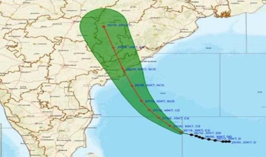 Odisha News:Severe-Cyclone-Montha-Nears-Landfall-Andhra-Pradesh-Odisha-on-High-Alert