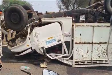 Odisha News:Titilagarh-Tragedy-Three-Minors-Killed-as-Pickup-Truck-Flips