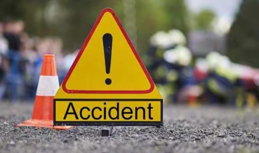Odisha News:Tragic-Accident-on-NH-20-Claims-Lives-of-Two-College-Students