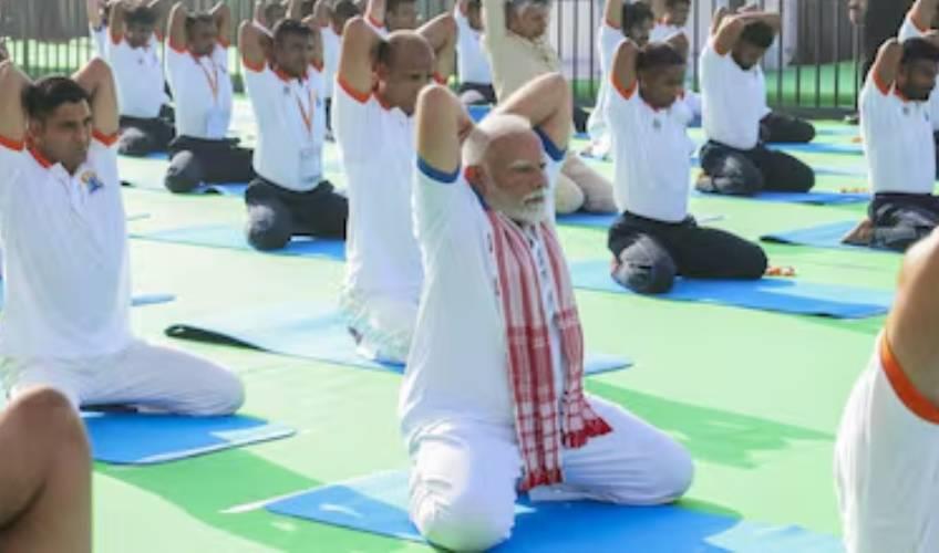 Odisha News:Yoga-for-One-Earth-One-Health-PM-Modi-Leads-11th-International-Yoga-Day-Celebrations